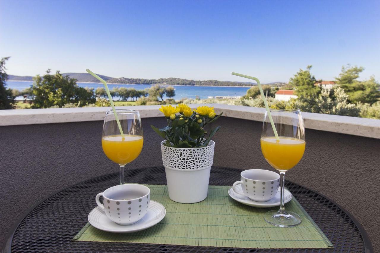Apartmani Gabriella Vodice Exterior photo
