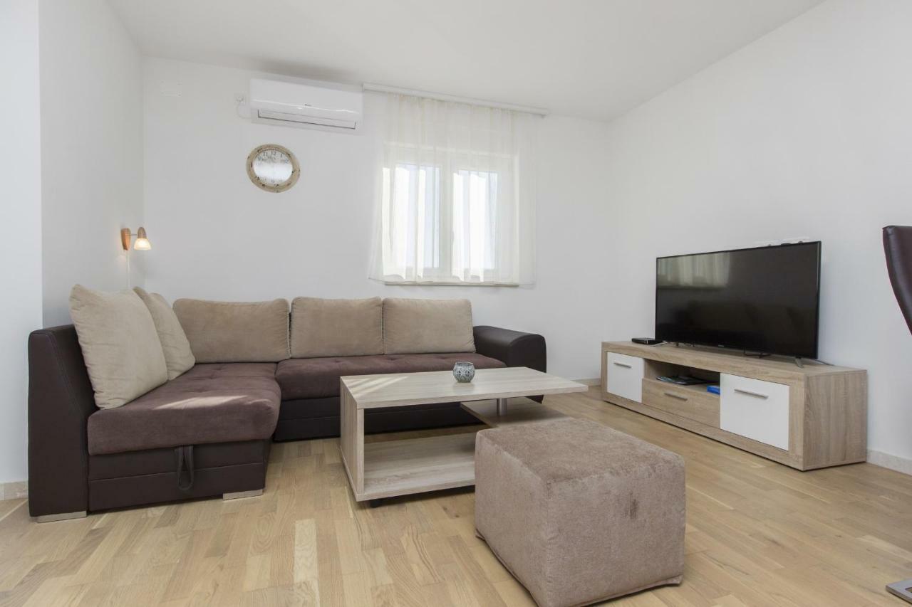 Apartmani Gabriella Vodice Exterior photo