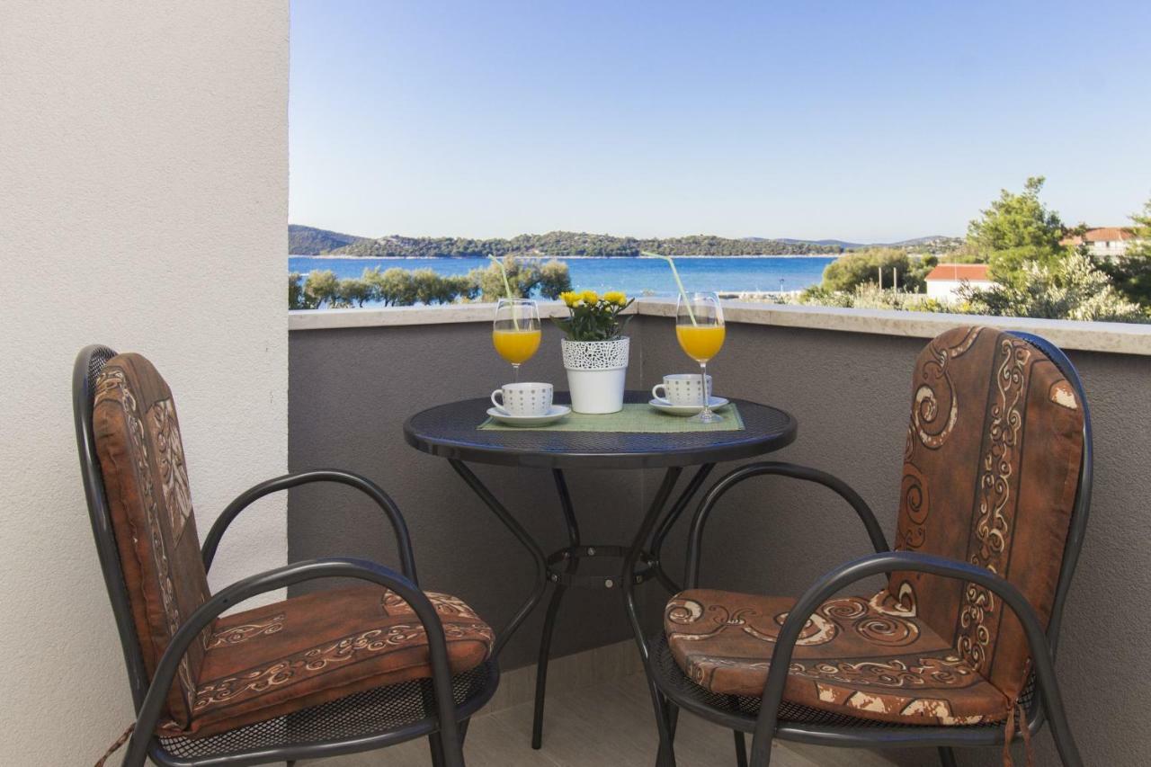 Apartmani Gabriella Vodice Exterior photo
