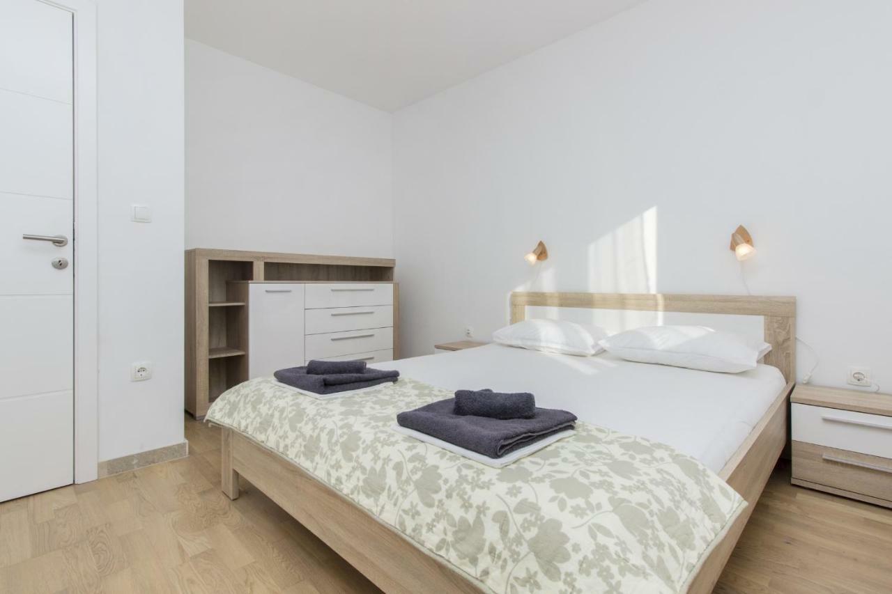 Apartmani Gabriella Vodice Exterior photo