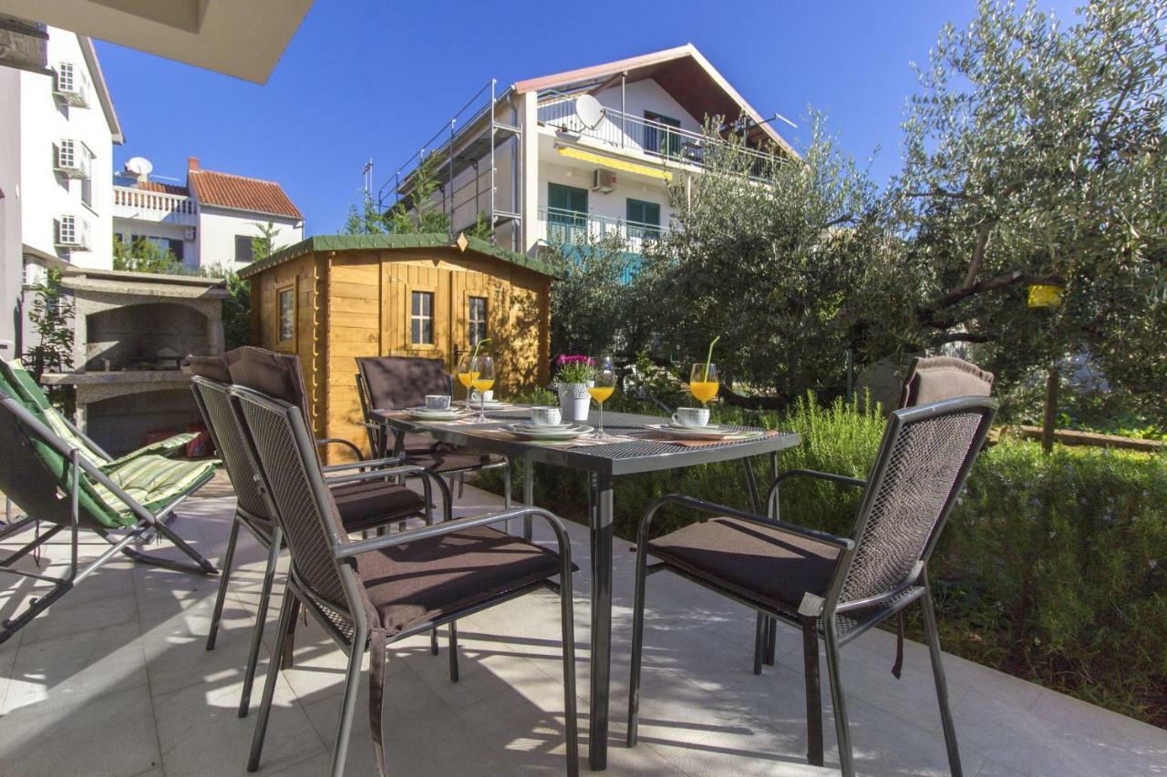 Apartmani Gabriella Vodice Exterior photo